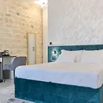 Luxury 