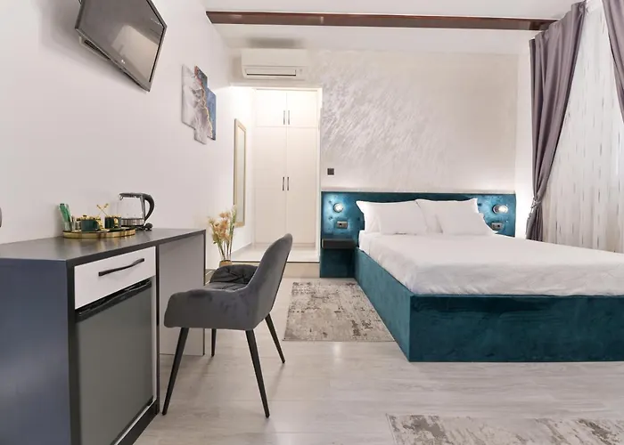 Luxury 