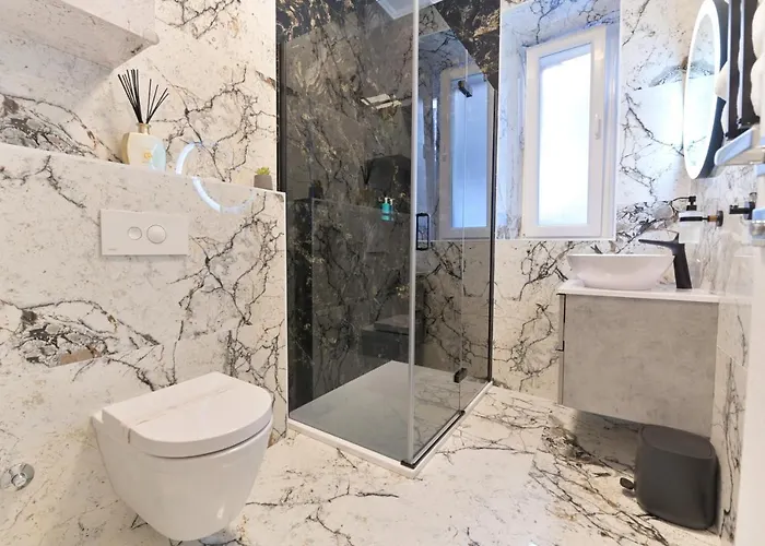 Luxury 